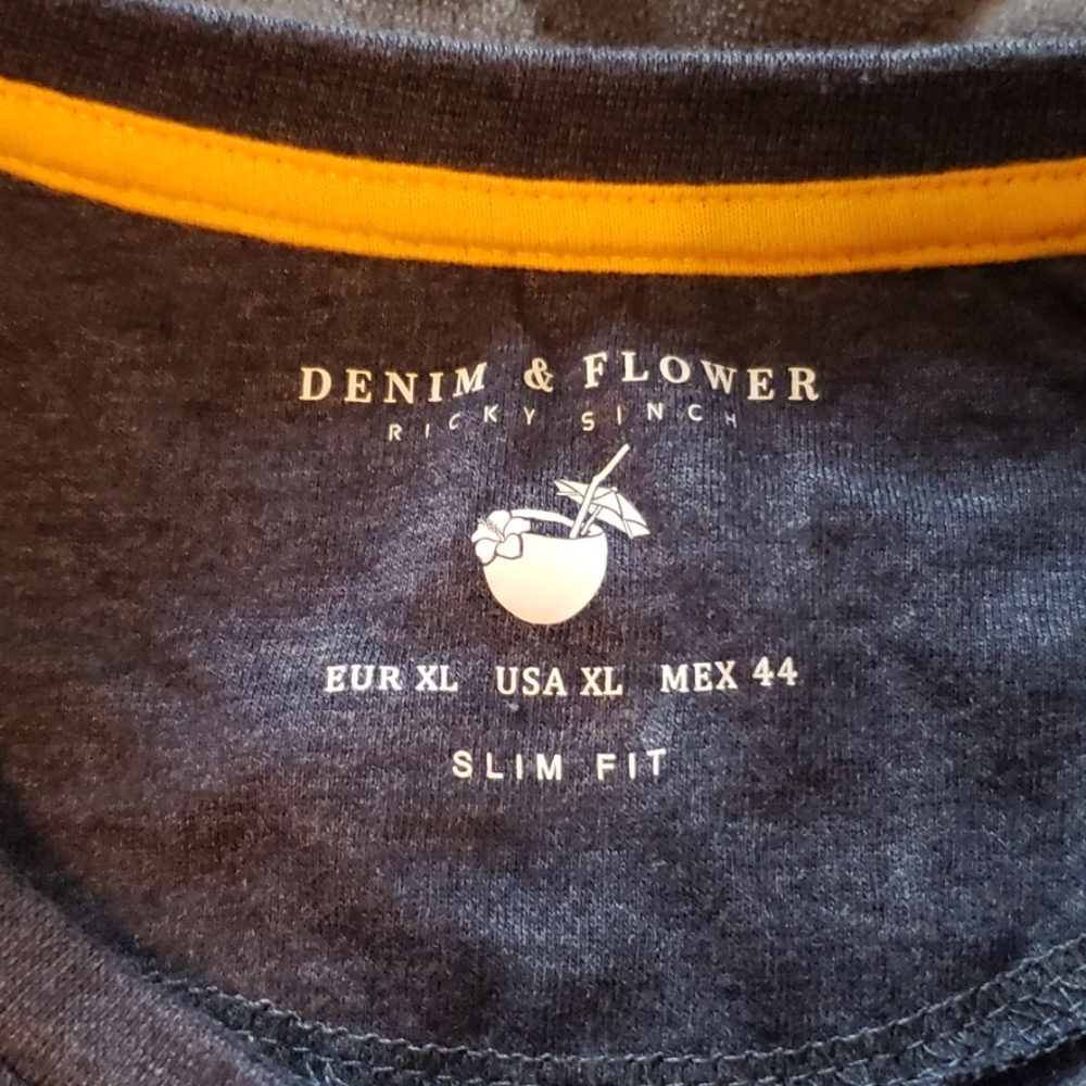 Shirt - Picture 3 of 3